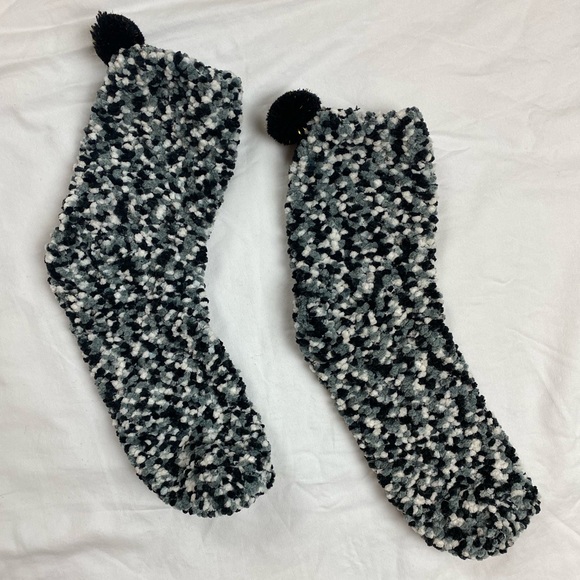 (FREE WITH PURCHASE!) BNWOT Black and White Cozy Pom Pom Socks - Picture 2 of 5